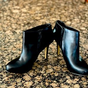 Nine West High Heel Booty